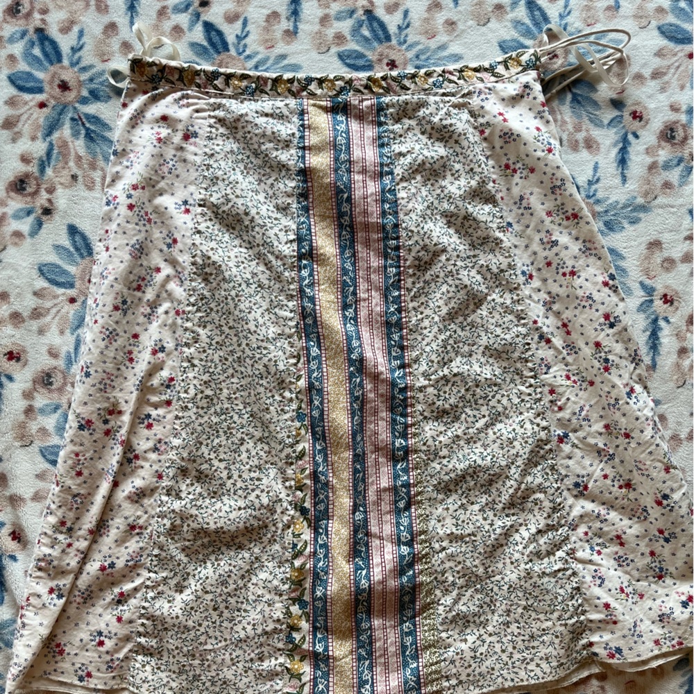 Vintage aesthetic skirt